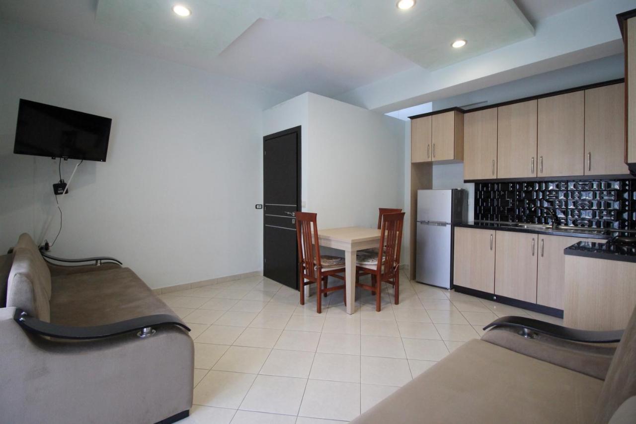 Doka Center Apartments Sarande Ngoại thất bức ảnh